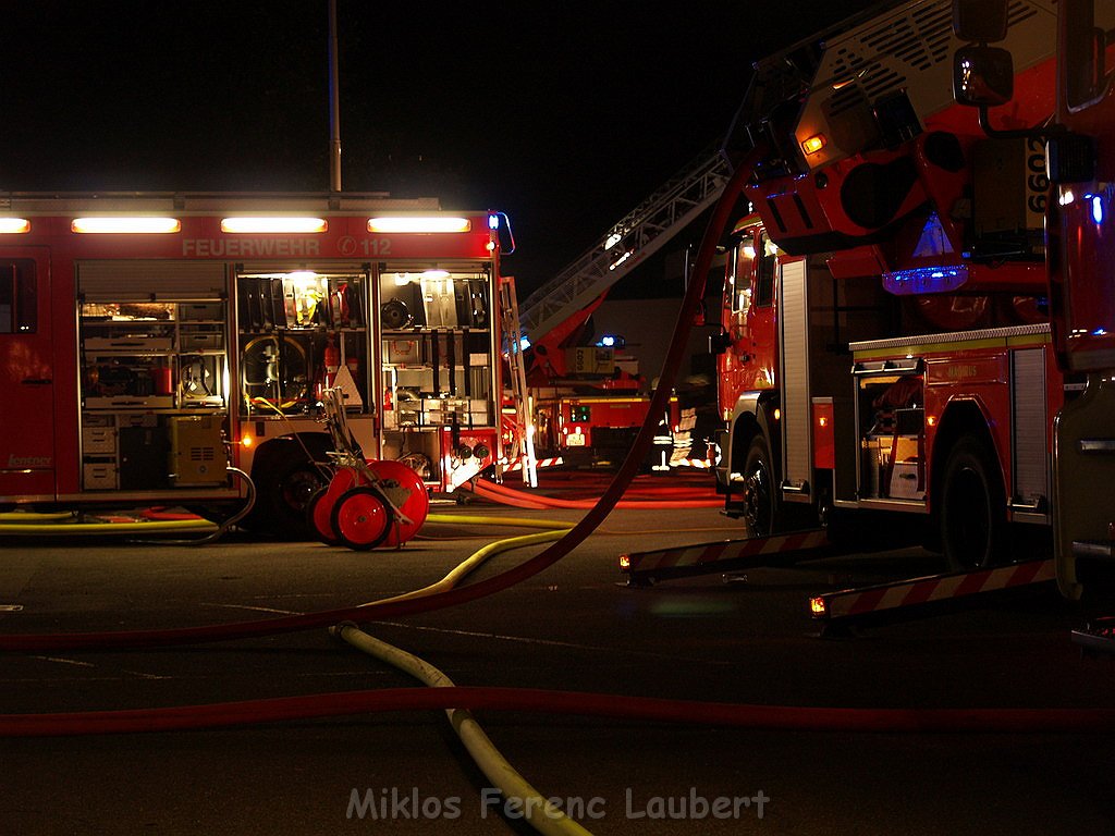 Grossbrand Halle auf dem Grossmarkt Koeln P575.JPG